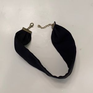Suede black choker